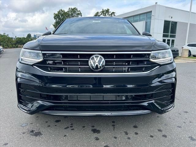 2024 Volkswagen Tiguan SE R-Line Black