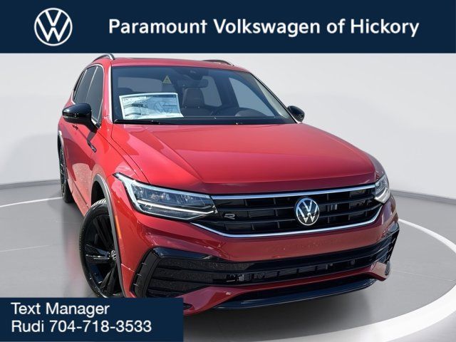 2024 Volkswagen Tiguan SE R-Line Black