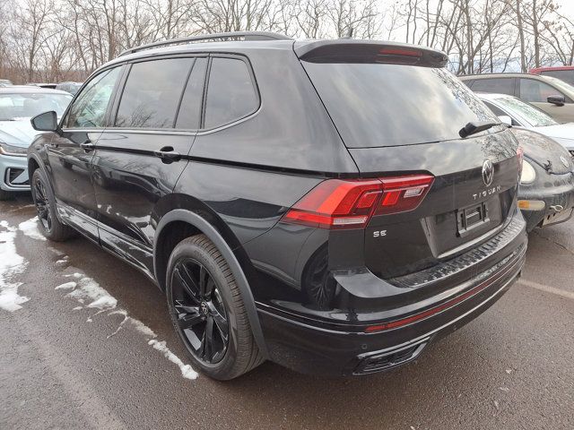 2024 Volkswagen Tiguan SE R-Line Black