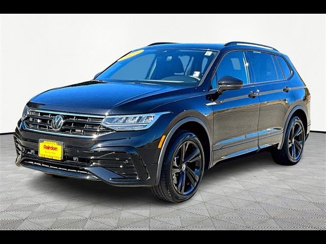 2024 Volkswagen Tiguan SE R-Line Black