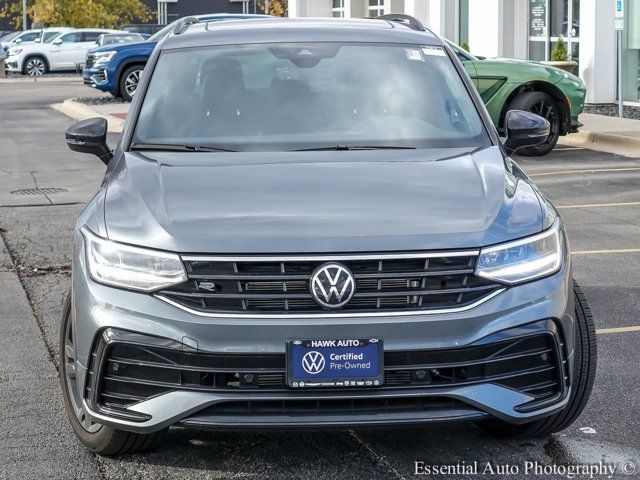 2024 Volkswagen Tiguan SE R-Line Black