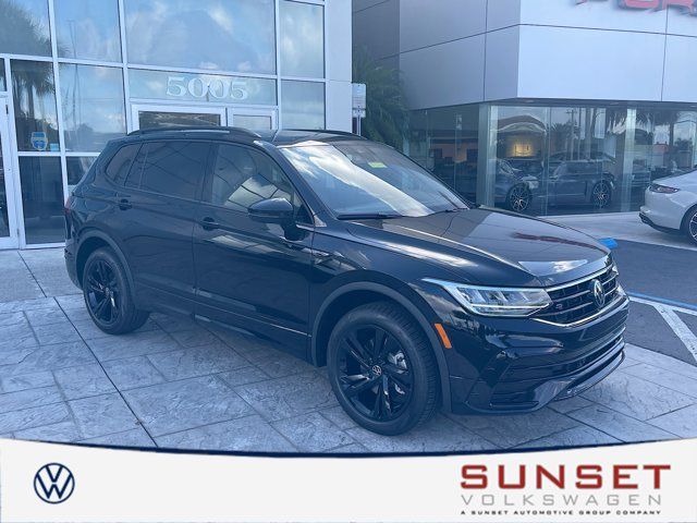 2024 Volkswagen Tiguan SE R-Line Black