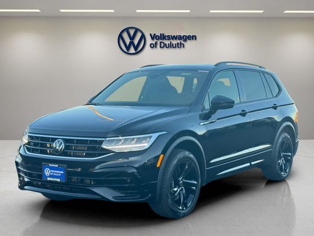 2024 Volkswagen Tiguan/Taos SE R-Line Black