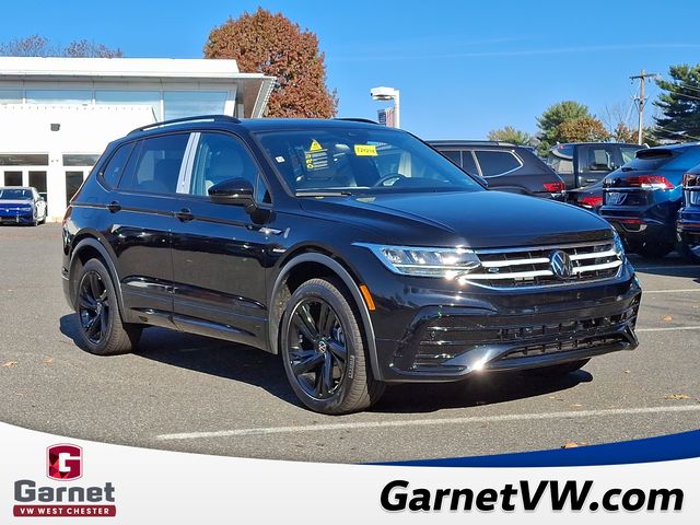 2024 Volkswagen Tiguan SE R-Line Black