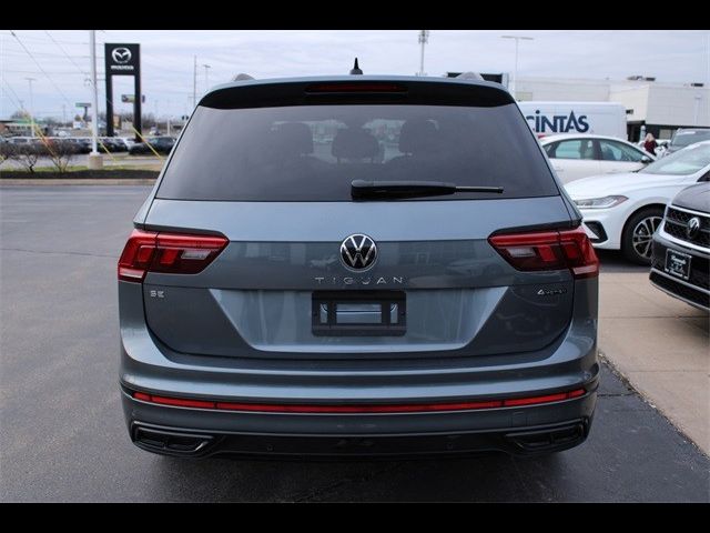 2024 Volkswagen Tiguan SE R-Line Black
