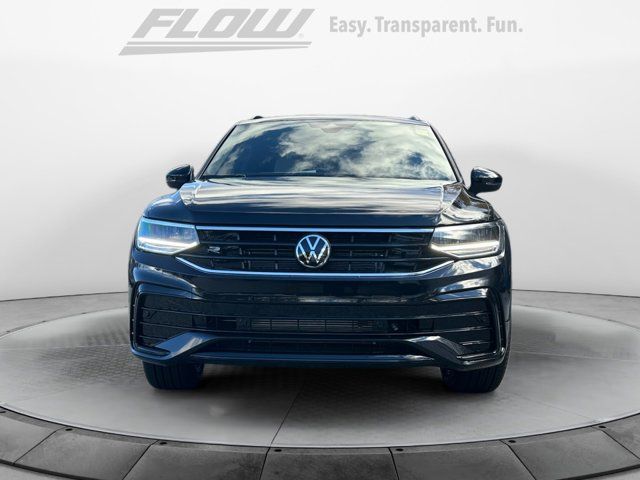 2024 Volkswagen Tiguan SE R-Line Black