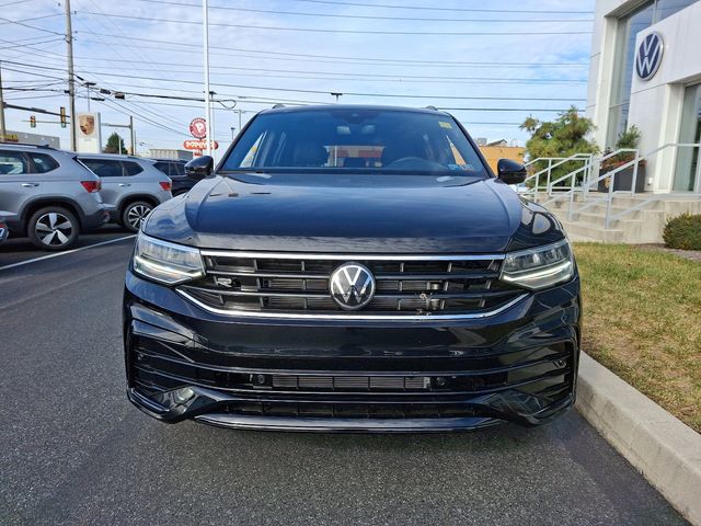 2024 Volkswagen Tiguan SE R-Line Black