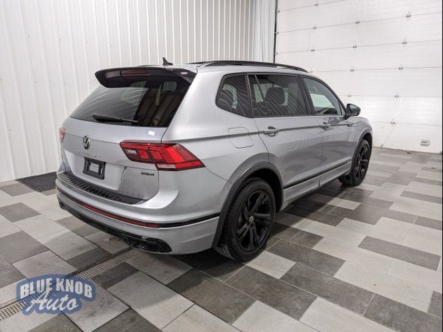 2024 Volkswagen Tiguan SE R-Line Black