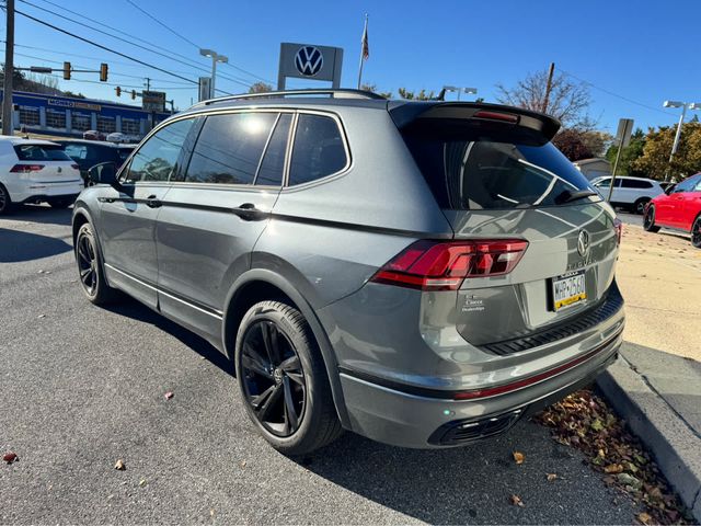 2024 Volkswagen Tiguan SE R-Line Black