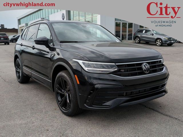 2024 Volkswagen Tiguan SE R-Line Black