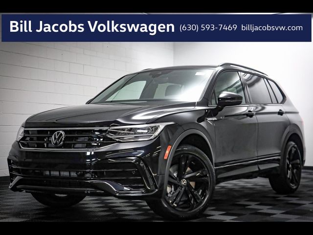 2024 Volkswagen Tiguan SE R-Line Black