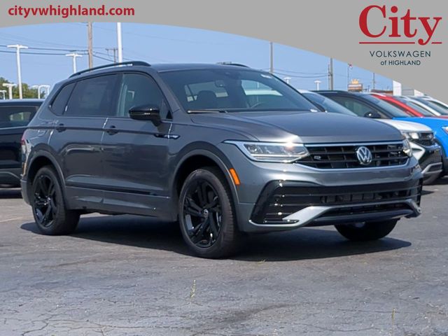 2024 Volkswagen Tiguan SE R-Line Black