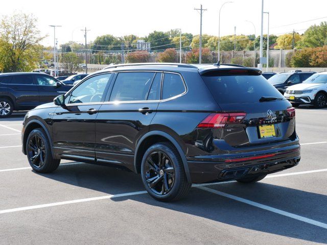 2024 Volkswagen Tiguan SE R-Line Black