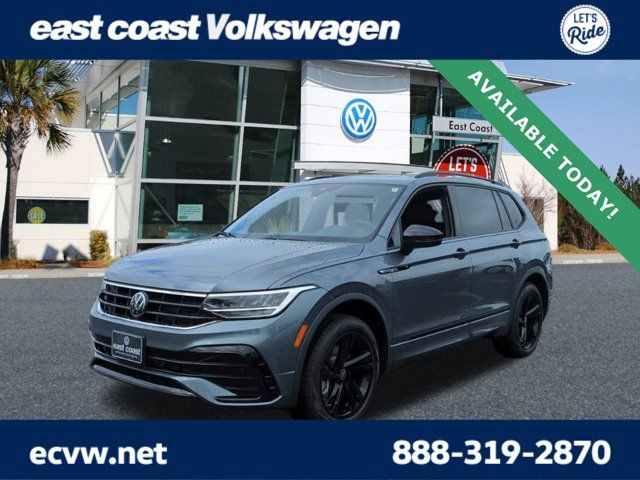 2024 Volkswagen Tiguan SE R-Line Black