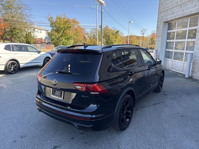 2024 Volkswagen Tiguan SE R-Line Black