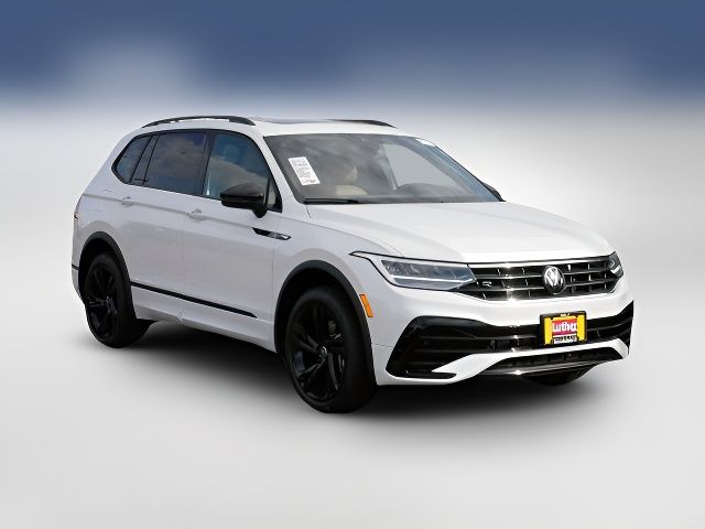 2024 Volkswagen Tiguan SE R-Line Black