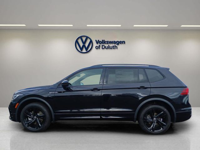 2024 Volkswagen Tiguan/Taos SE R-Line Black