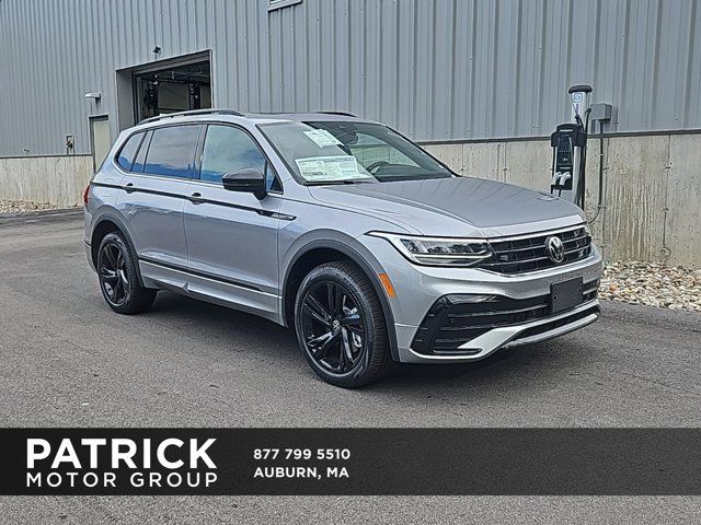 2024 Volkswagen Tiguan SE R-Line Black