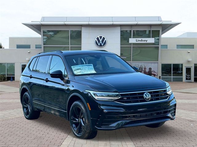 2024 Volkswagen Tiguan SE R-Line Black