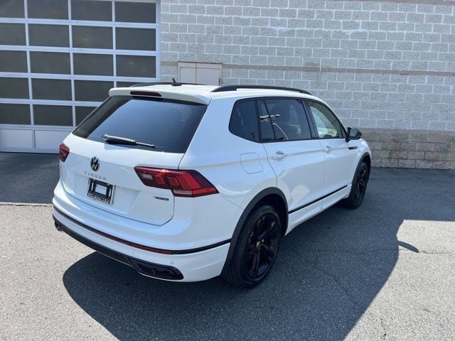 2024 Volkswagen Tiguan SE R-Line Black