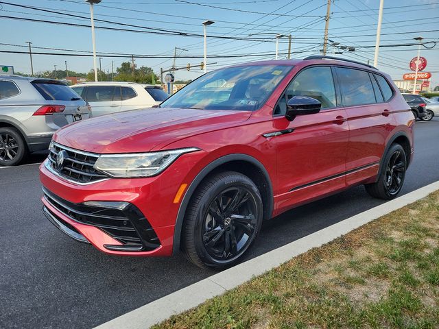 2024 Volkswagen Tiguan SE R-Line Black