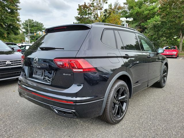 2024 Volkswagen Tiguan SE R-Line Black