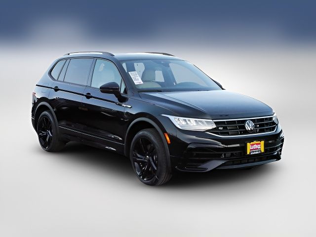 2024 Volkswagen Tiguan SE R-Line Black