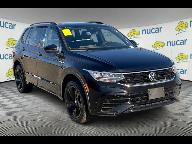 2024 Volkswagen Tiguan SE R-Line Black