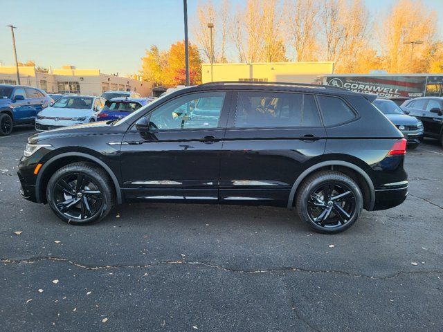 2024 Volkswagen Tiguan SE R-Line Black