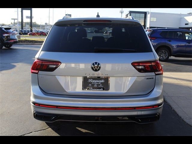 2024 Volkswagen Tiguan SE R-Line Black