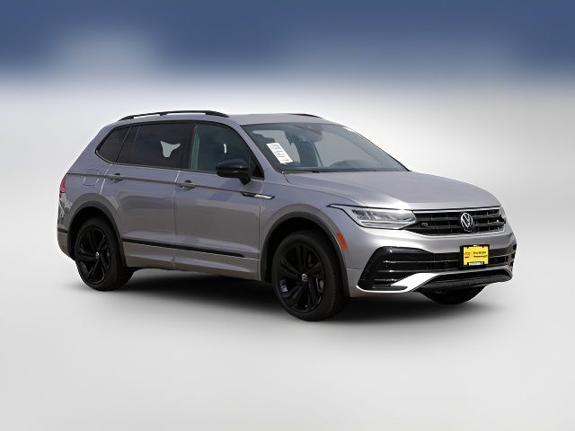 2024 Volkswagen Tiguan SE R-Line Black