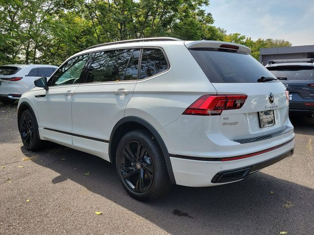 2024 Volkswagen Tiguan SE R-Line Black