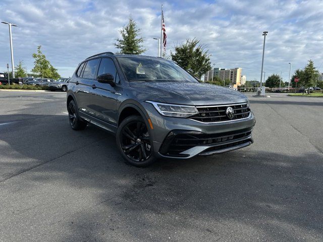 2024 Volkswagen Tiguan SE R-Line Black