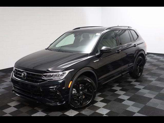 2024 Volkswagen Tiguan/Taos SE R-Line Black