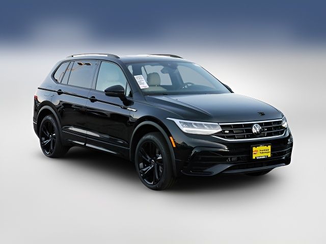 2024 Volkswagen Tiguan/Taos SE R-Line Black