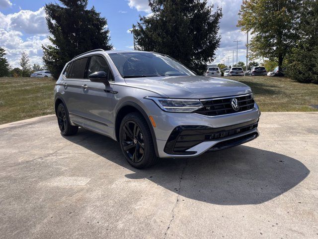 2024 Volkswagen Tiguan SE R-Line Black