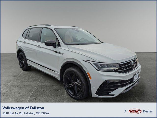 2024 Volkswagen Tiguan SE R-Line Black