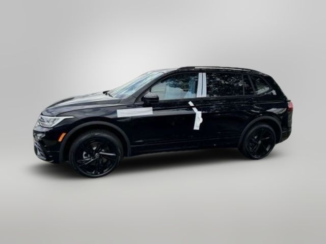 2024 Volkswagen Tiguan SE R-Line Black