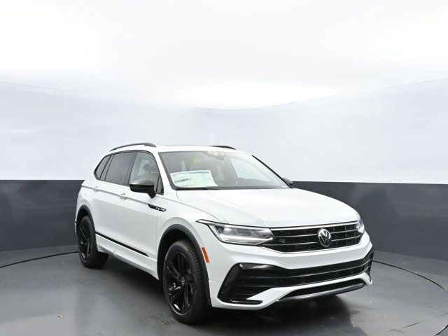 2024 Volkswagen Tiguan SE R-Line Black