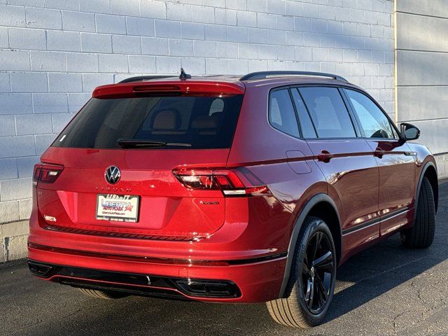 2024 Volkswagen Tiguan SE R-Line Black