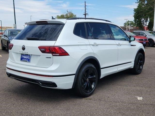 2024 Volkswagen Tiguan SE R-Line Black