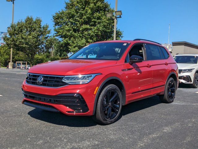 2024 Volkswagen Tiguan SE R-Line Black