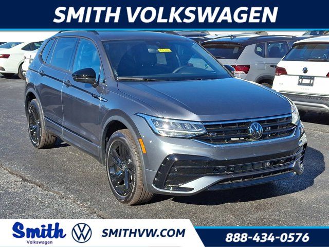 2024 Volkswagen Tiguan SE R-Line Black