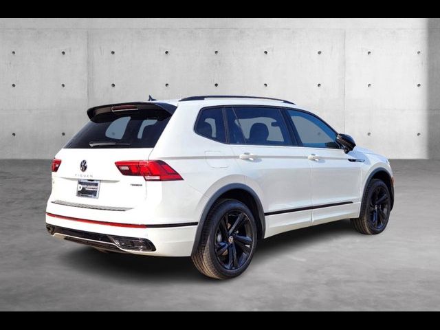 2024 Volkswagen Tiguan SE R-Line Black