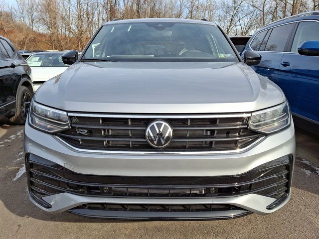 2024 Volkswagen Tiguan SE R-Line Black