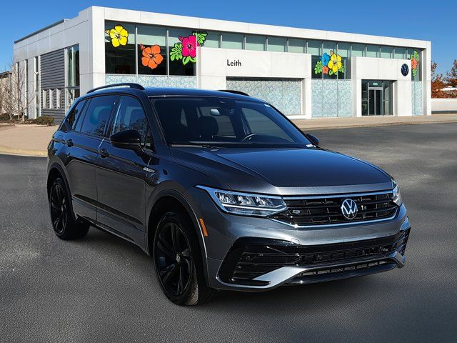 2024 Volkswagen Tiguan SE R-Line Black