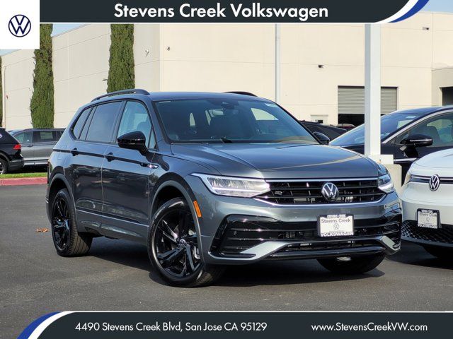 2024 Volkswagen Tiguan SE R-Line Black