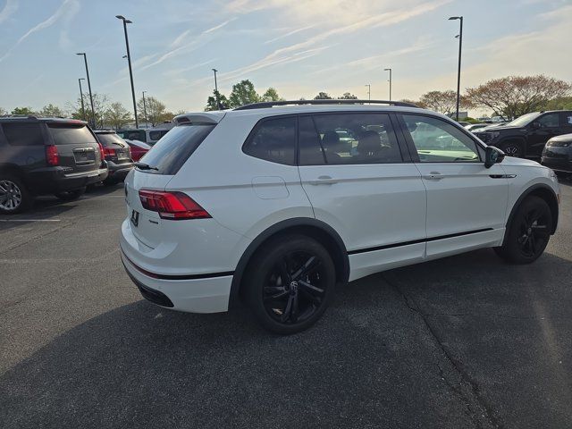 2024 Volkswagen Tiguan SE R-Line Black
