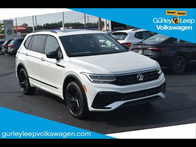 2024 Volkswagen Tiguan SE R-Line Black