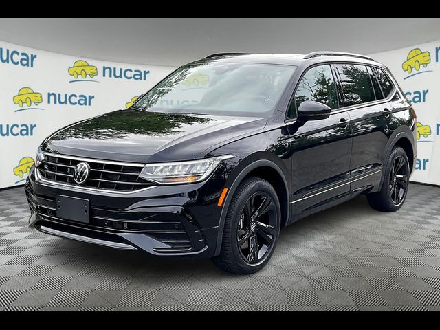 2024 Volkswagen Tiguan SE R-Line Black